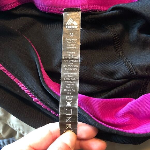 3 for $30! Rbx black & pink capris - Picture 4 of 8
